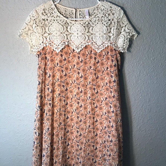 Tan Floral Print Sundress(L) - Picture 1 of 6